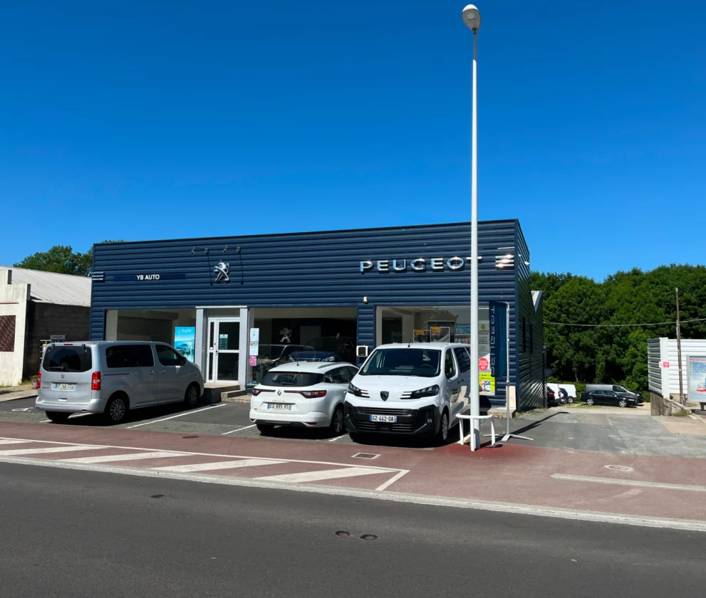 Yb Auto Garage Peugeot Carrosserie Peinture Aizenay IMG 2495
